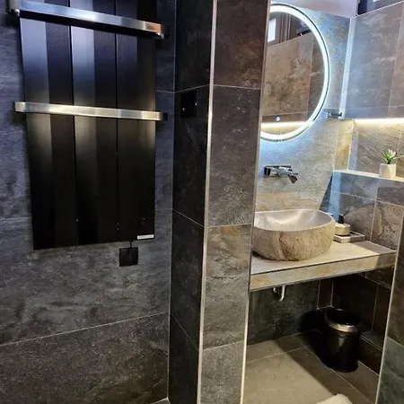 Biblioteka Apartamento *