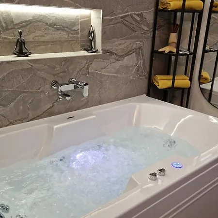 Biblioteka Lägenhet